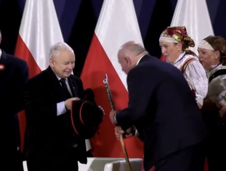 Komentery, Jarosław Kaczyński 