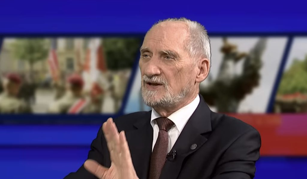 macierewicz