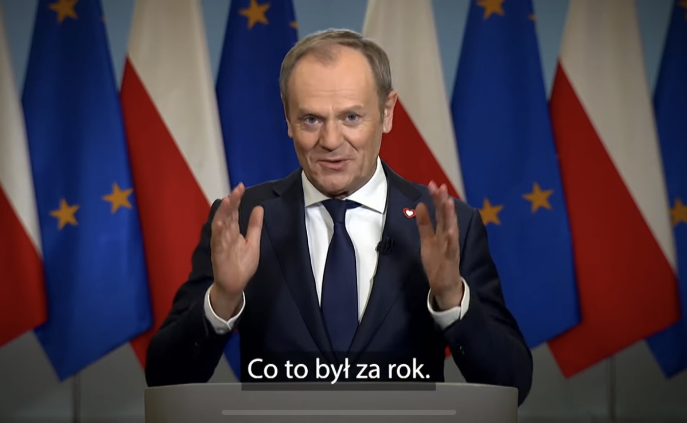 Donald Tusk Złożył Noworoczne życzenia I Się Zaczęło. Beata Szydło W ...