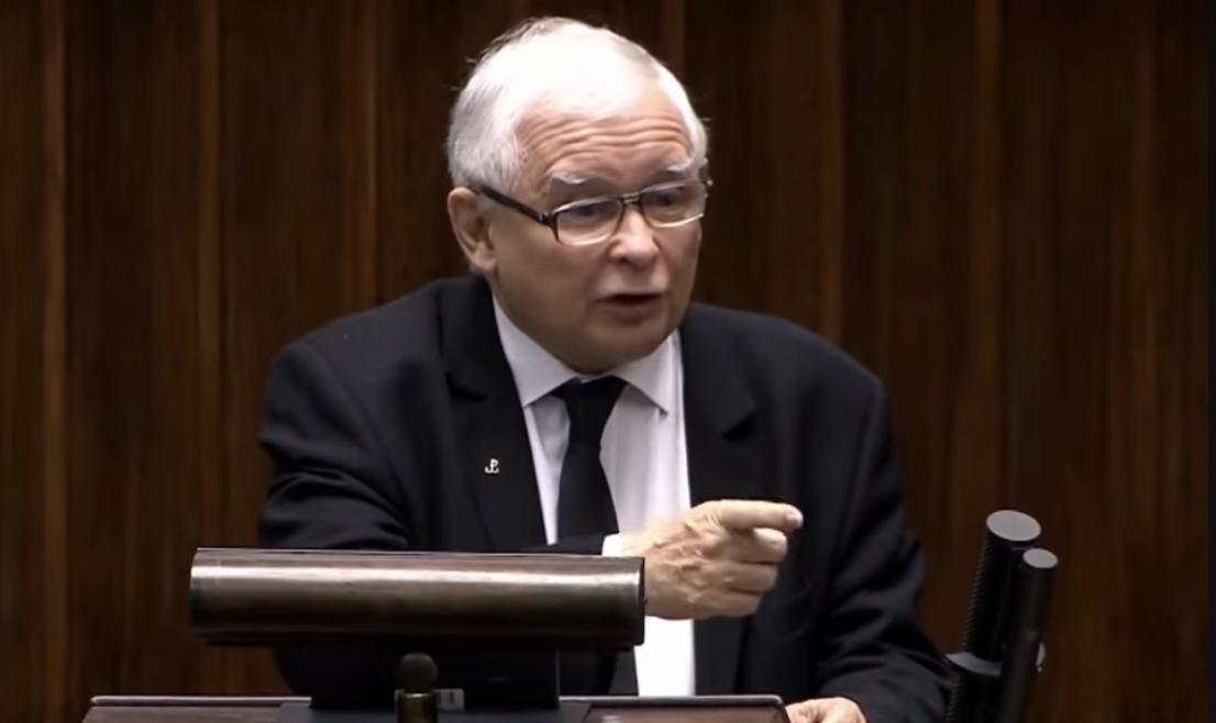 Kaczyński strofuje posła PiS! TA inicjatywa nie spodobała się prezesowi. „Jarosław dał prztyczka”
