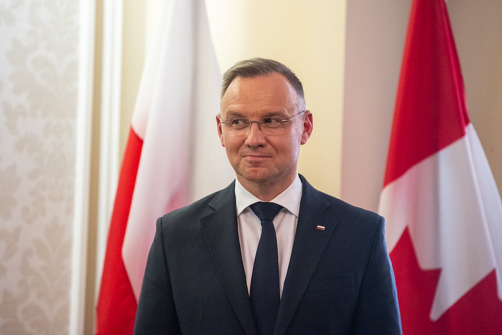 Duda na dłużej? Polityk PSL nagle wyskoczył z sensacyjnym pomysłem. „Zgodziłbym się na trzecią kadencję”