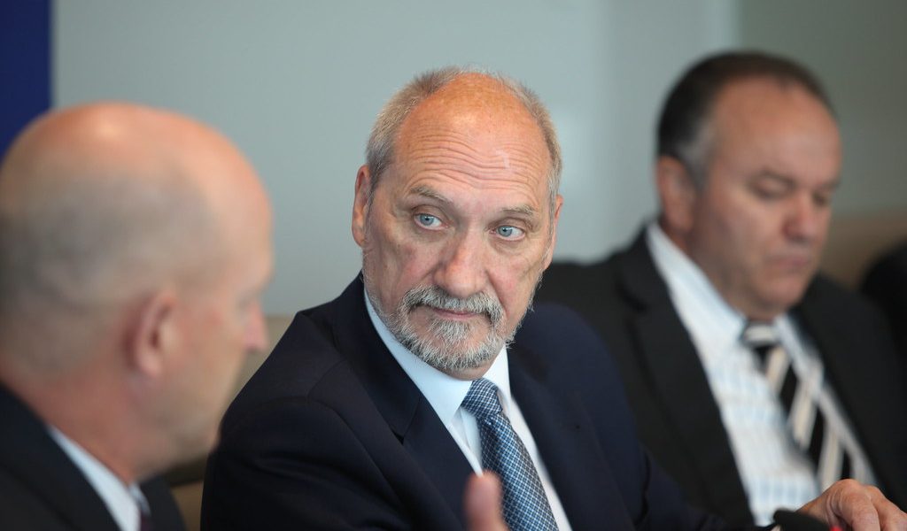 antoni macierewicz