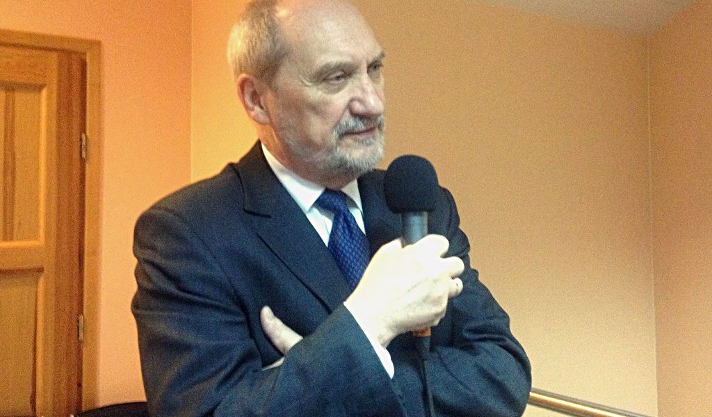 antoni macierewicz