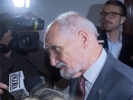 macierewicz 