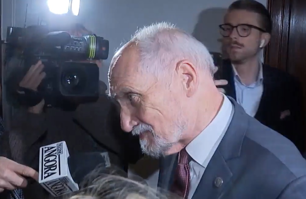 macierewicz