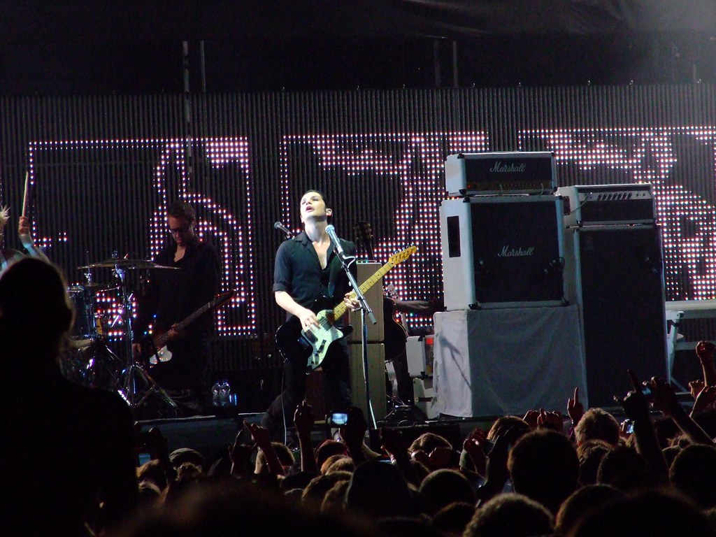 Problemy sławnego rockmana! Obraził ważną polityk, teraz może trafić za kratki. „Przez mowę nienawiści” - CrowdMedia