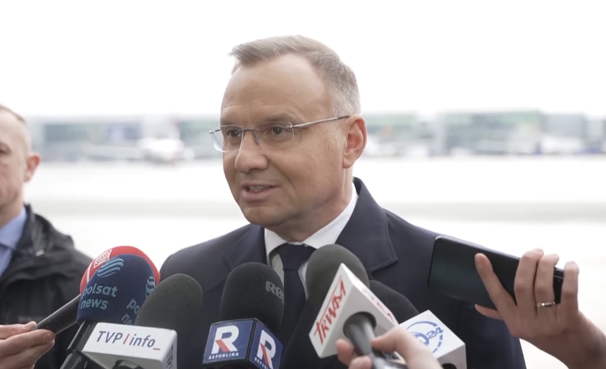 Andrzej Duda opuści Pałac i co dalej? Intrygujące słowa współpracownika. "On właśnie nie musi już nic"