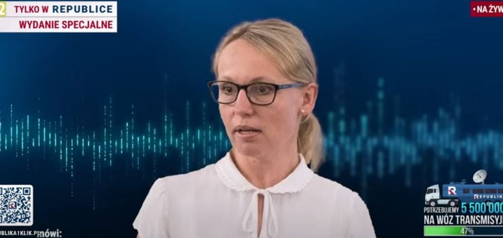 z aresztu