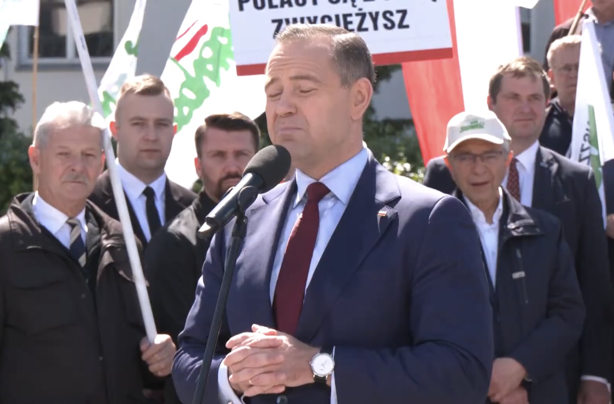TEN gest Nawrockiego zaszokował całą Polskę. Zapytali go wprost, czy żałuje. „Zrobili ze mnie…”