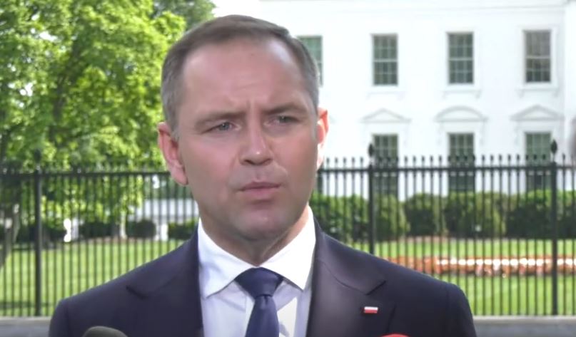 PiS próbuje wybrnąć z kryzysu, OTO plan by ratować Nawrockiego. Człowiek Trumpa pomoże?