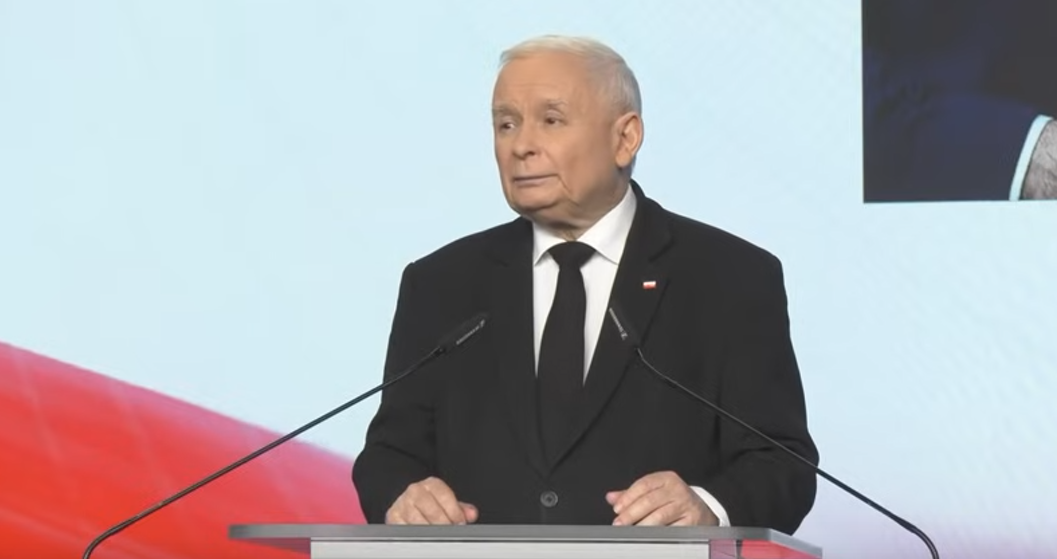 Co on wygaduje?! Kaczyński tak bronił Nawrockiego, że zaczął mówić o bracie. "Też brał udział..."