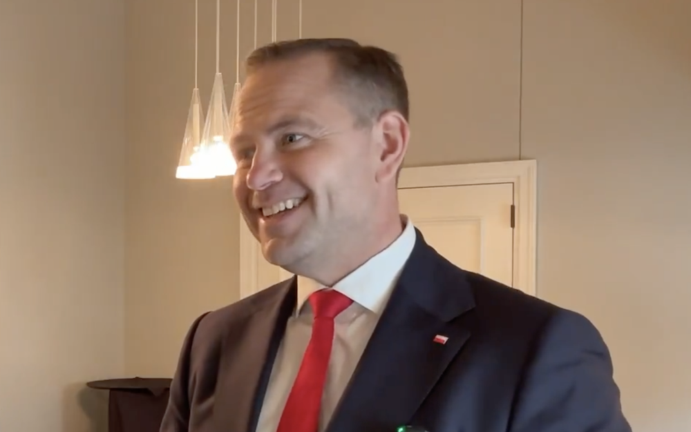 Sztabowcy łapią się za głowy, dumny Nawrocki naprawdę TO powiedział! „Byłem tym gościem, który…” [WIDEO]