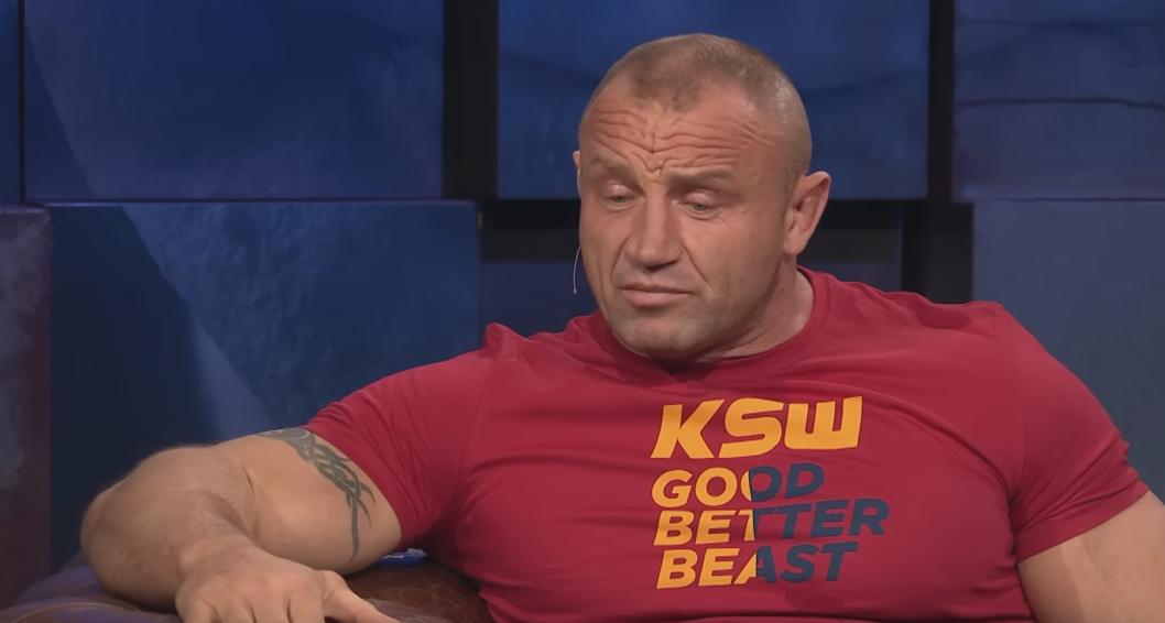 „Pudzian” już wie, na kogo zagłosuje, TEN kandydat oczarował siłacza. „To chłop, który wojowałby o Polskę”