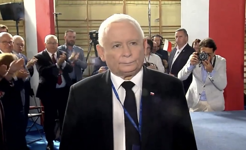 To musiał być szok w całym PiS! OTO co przekazał Kaczyńskiemu jeden z delegatów, padły ostre słowa. „Odejdź”