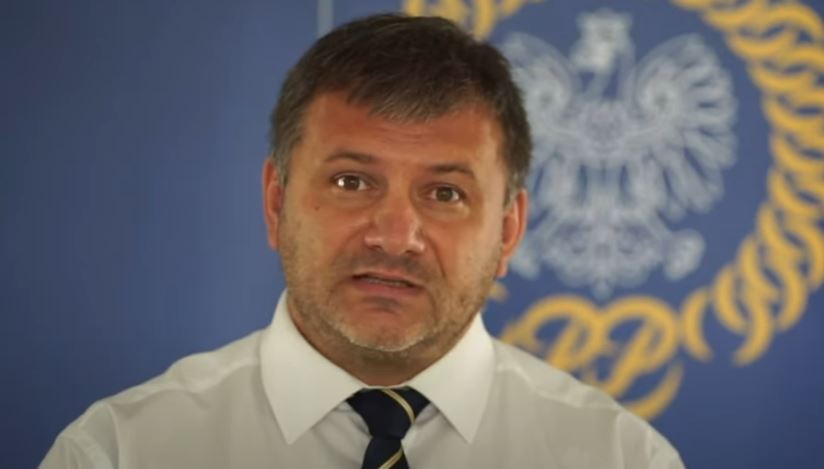 Żurek za Bondara, nowy minister sprawiedliwości idzie va banque. „Tu się waży jego życie”