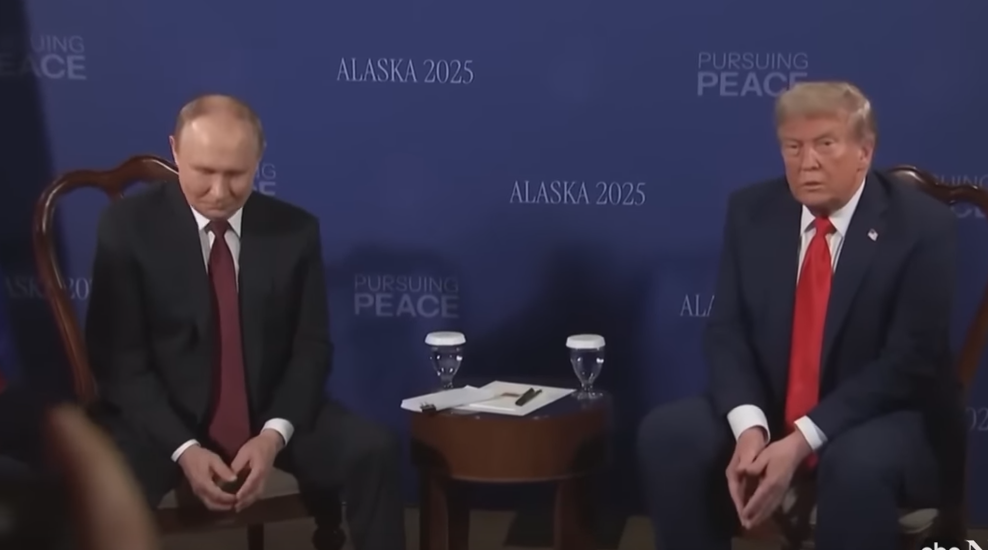 Rozmawiali kilka godzin, potem wyszli do dziennikarzy. TAK wyglądały rozmowy Trumpa i Putina. „Nie dotarliśmy do rezultatu”