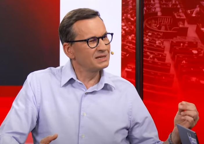 Dziennikarz pytał o nazwiska, Morawiecki nie chciał odpowiedzieć. „Chyba się zagalopowaliśmy”