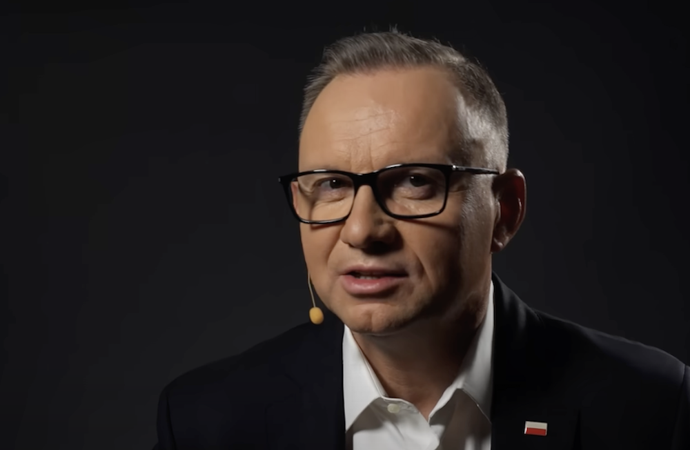Duda patrzy i nie wierzy. Polacy się wypowiedzieli, TEN sondaż to ogromny cios dla byłego prezydenta
