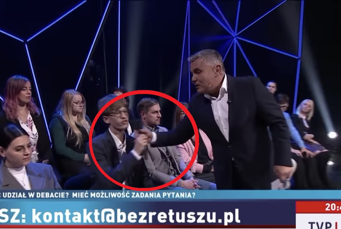 Sceny w TVP Info, po TYCH słowach wyrwał mu mikrofon! "Nie ma pan żadnych kompetencji" [WIDEO]