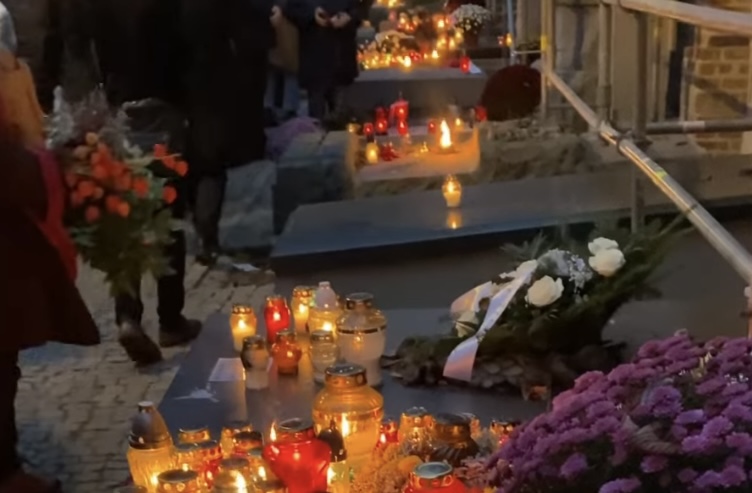 Znicze, 1 Listopada, Wszystkich Świętych, Święto zmarłych