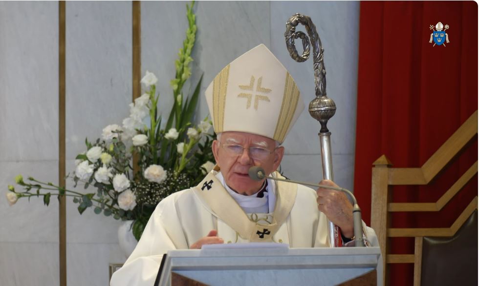 Jędraszewski nagle zmienił plany, w Krakowie aż huczy od plotek. Padła kluczowa data