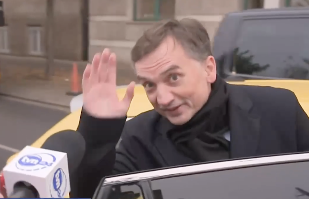 Reporter TVN24 znalazł Ziobrę w Budapeszcie! TAK polityk PiS zareagował na niewygodne pytania. „Wasza stacja…”