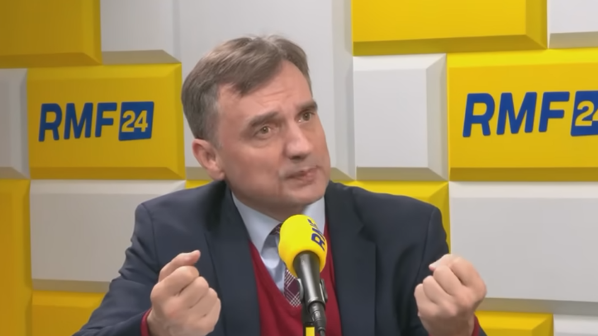 Ziobro straszy! Była 14:36, gdy pogroził ministrowi Żurkowi pozwem i odsiadką. „Jest to przestępstwo”