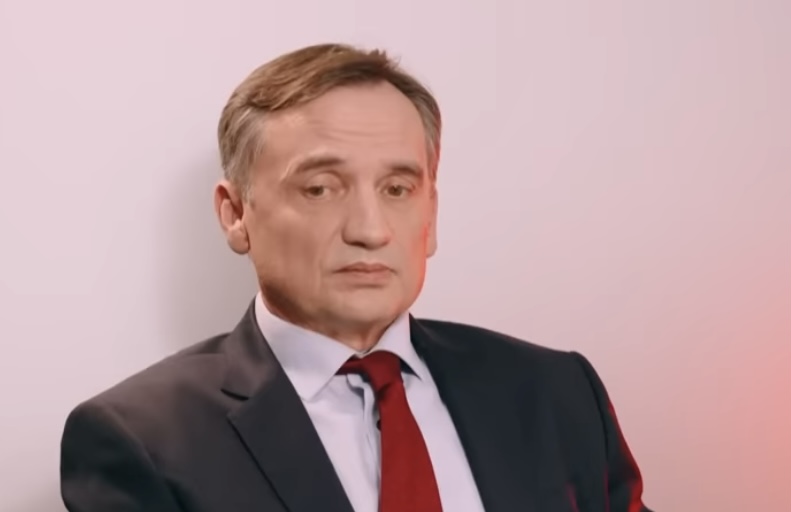 Zbigniew Ziobro paszport