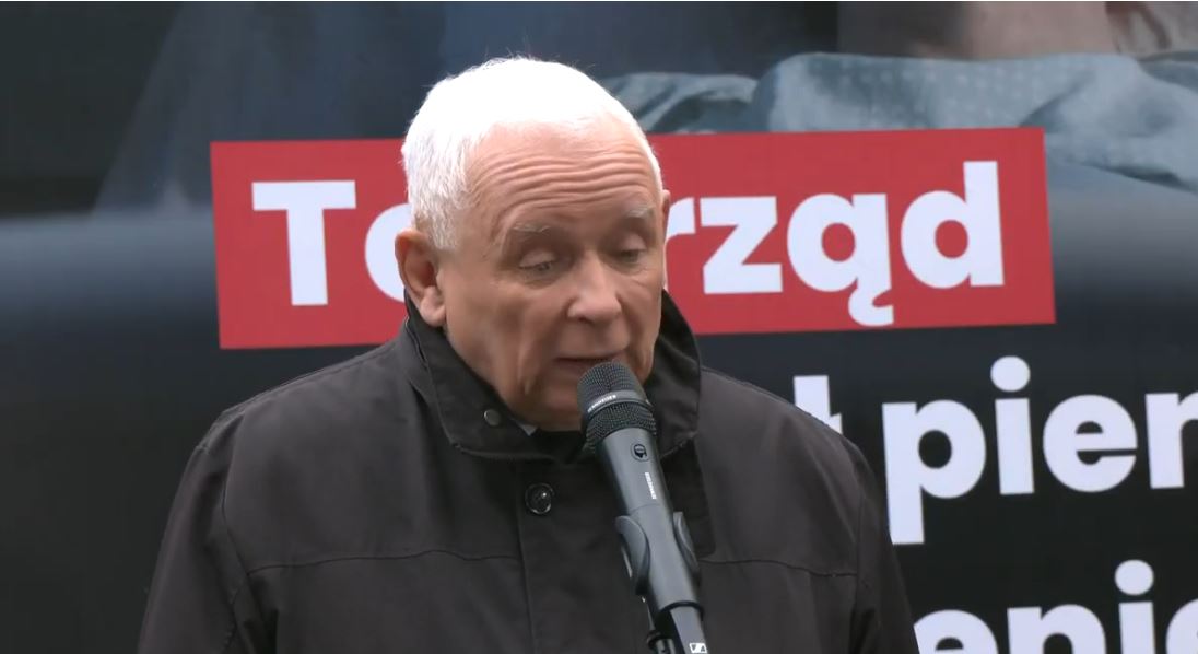 Prezes szaleje w kuchni, kuzyn opowiedział o wspólnych śniadaniach. „Sam robi jajecznicę”