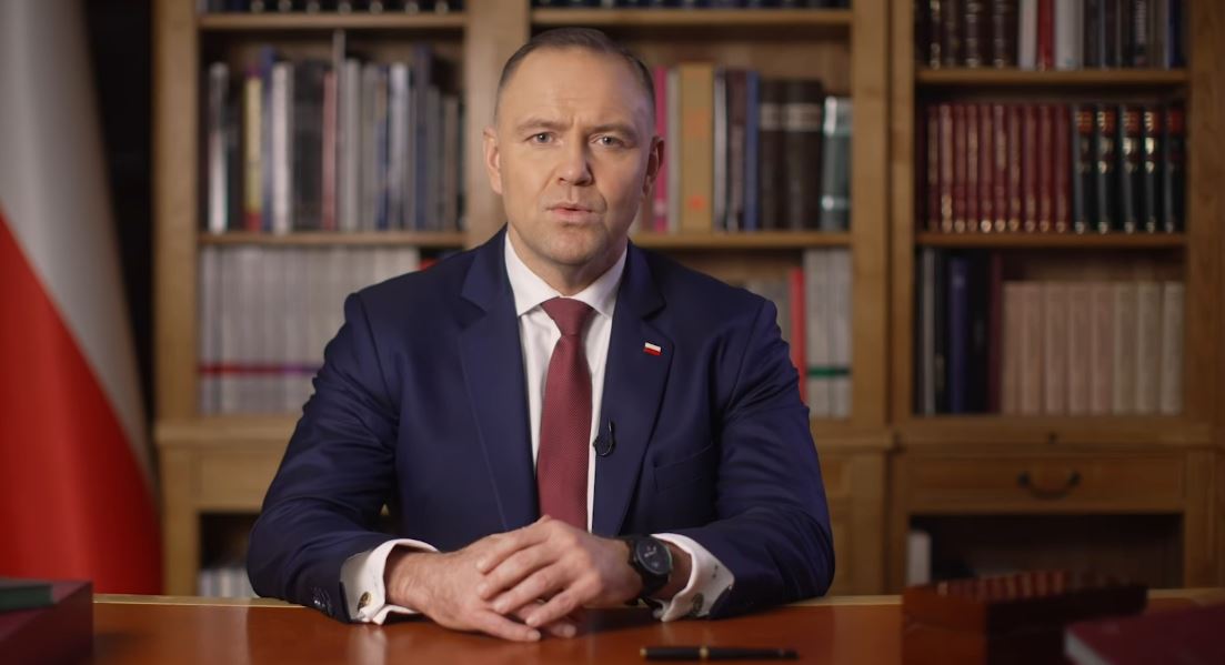 Nawrocki znów to zrobił! Ekspert wskazuje drugie dno kontrowersyjnej decyzji. „Chce im się przypodobać”