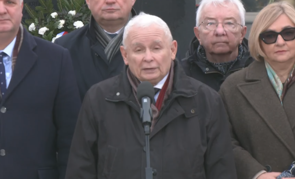 13 grudnia, ale prezes nie spał do południa. Od rana się uaktywnił! "Znaleźliśmy się pod ścianą"