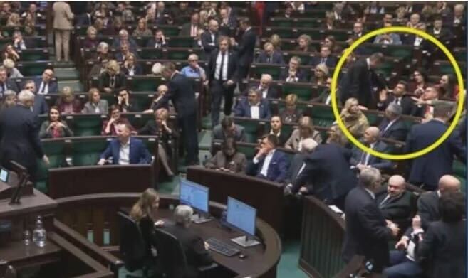 Kłótnia w Polsce 2050, wszystko się nagrało! „Jawny przejaw agresywnych zachowań”