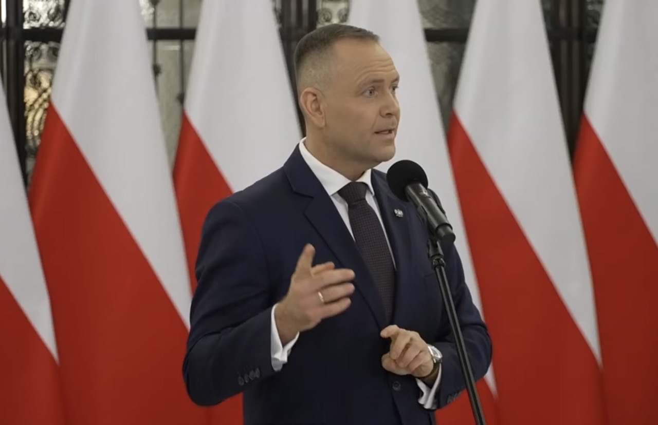 Nawrocki też już zobaczył głośną okładkę ze swoją żoną. Zaskakujące słowa. „Pan Bóg powinien…”