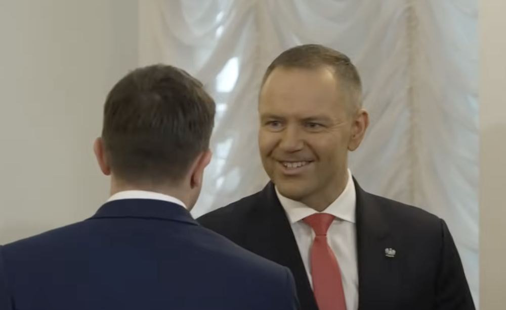 Ekspert uważnie obserwował posiedzenie RBN. interesujące wnioski o Nawrockim! „Kreuje się na twardziela”