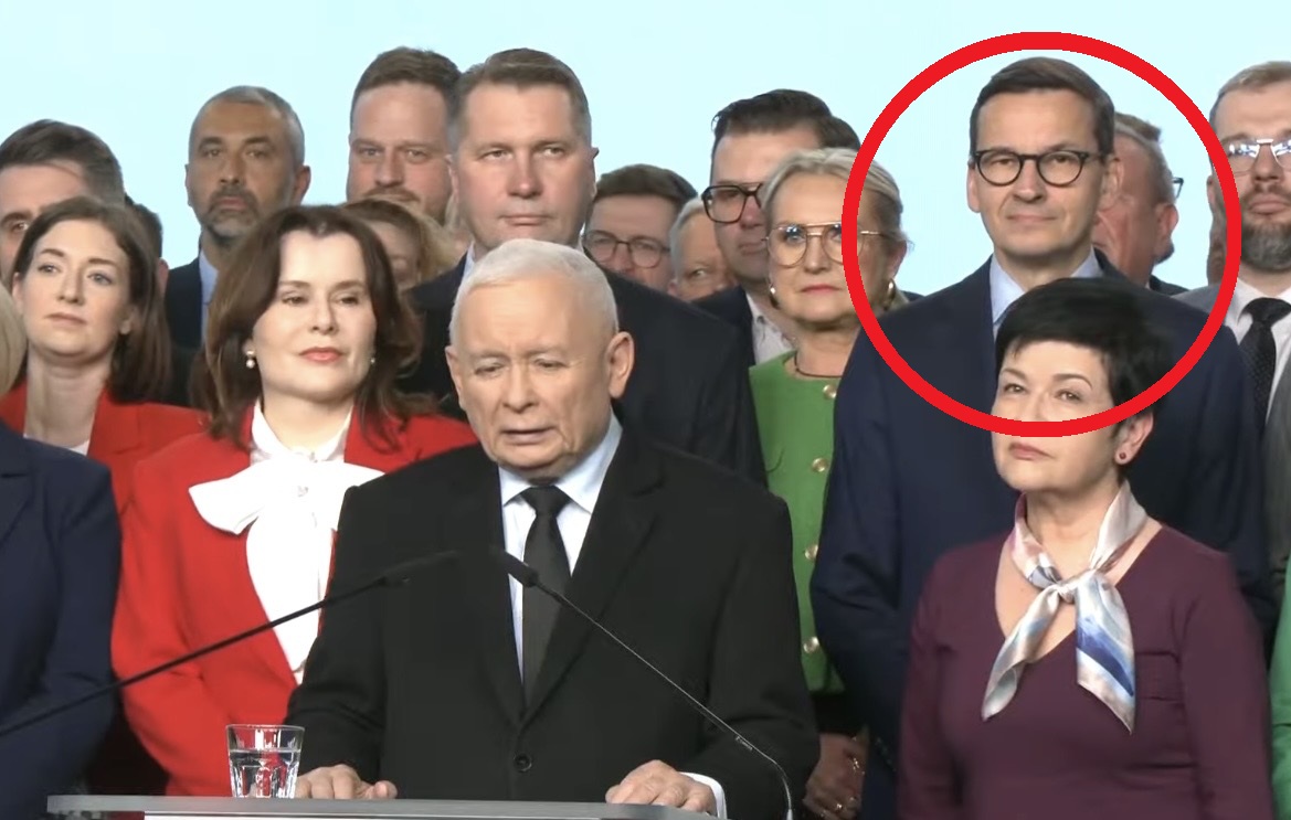 Tylko spójrzcie, kto stanął obok Czarnka. To nie przypadek! „Prezes ma dość awantury”