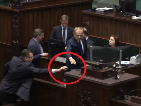 Tusk Kmita 