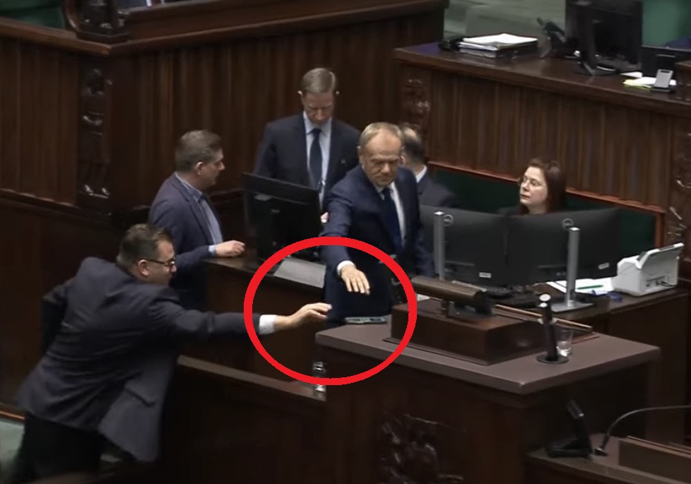 Poseł PiS wystartował do Tuska, premier zgasił go jak zapałkę. „Z takimi jak pan, nigdy nie będę na ty”