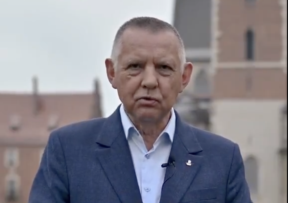 Niespodzianka! Arcywróg Kaczyńskiego pokrzyżuje plany PiS? Już zwrócił się do wyborców. „Jestem do dyspozycji”