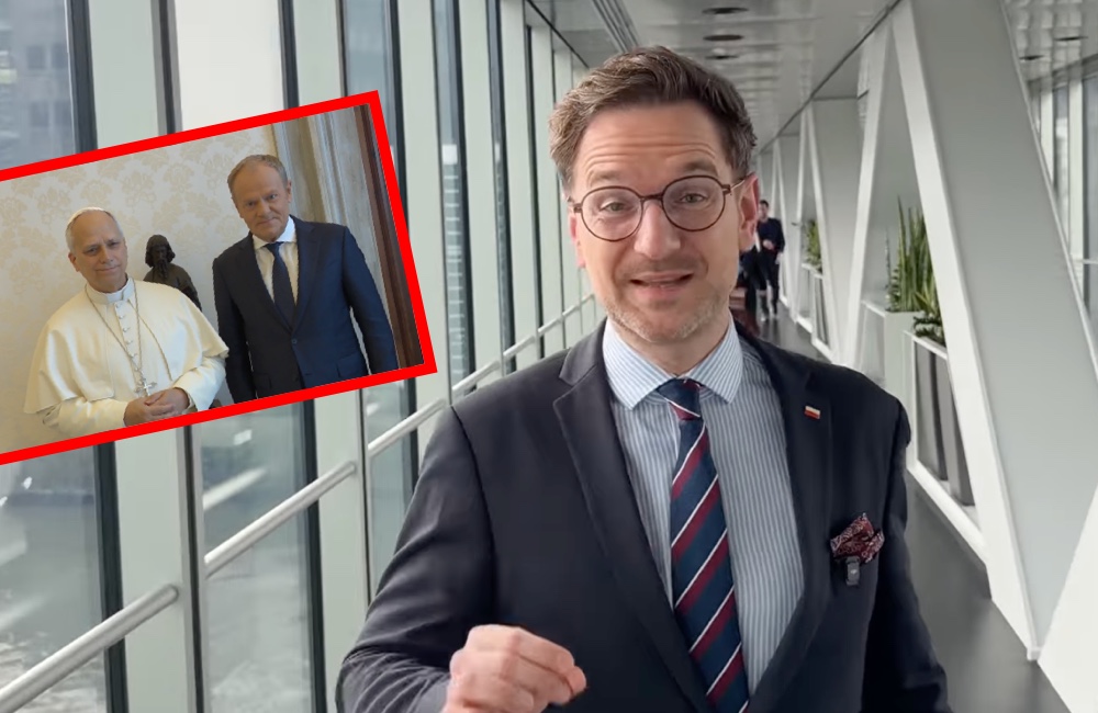 Czy to zazdrość?! Oburzony Buda zobaczył zdjęcie Tuska z papieżem i… Co za wpis wysmażył! „Całe życie to…”