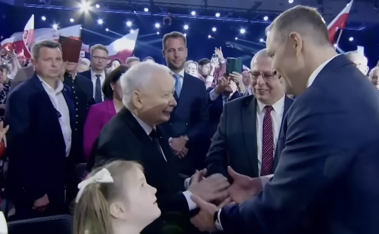 Zna PiS jak mało kto, o wszystkim opowiedział. To DLATEGO Nawrocki zagrał na nosie prezesowi. „Sygnał dla…”