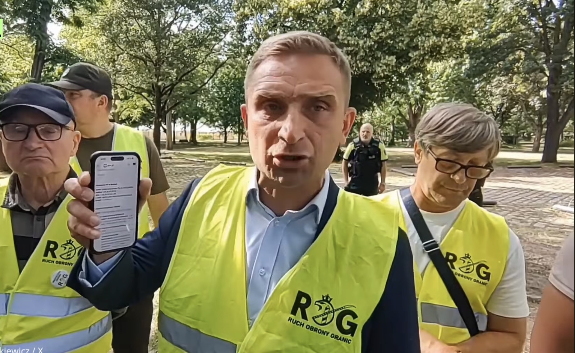 Był już wieczór, gdy niemiecka policja wydała komunikat ws. Bąkiewicza. „Mimo zakazu”