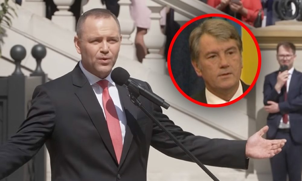 Juszczenko oddaje Order Orła Białego