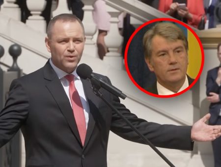 Juszczenko oddaje Order Orła Białego 