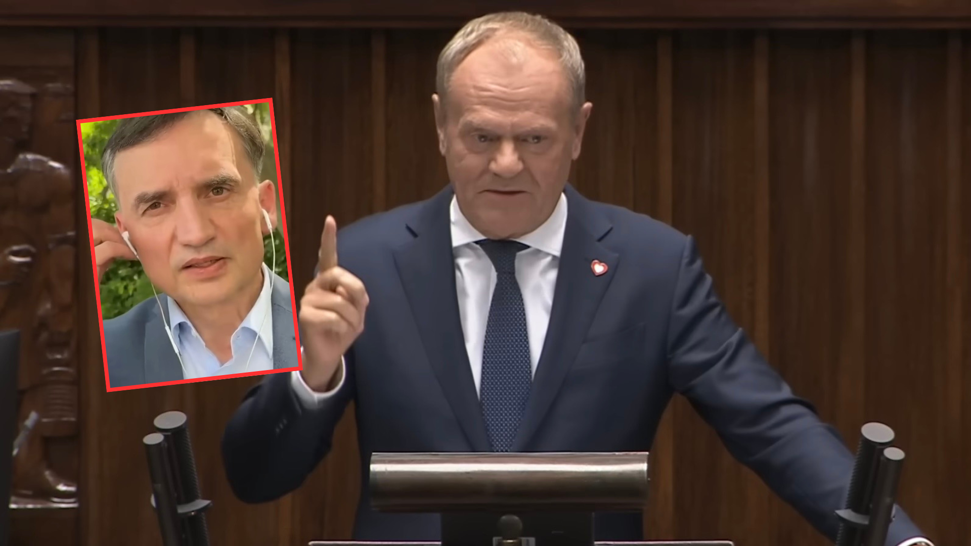 Tusk zrzekł się immunitetu w sprawie Ziobry