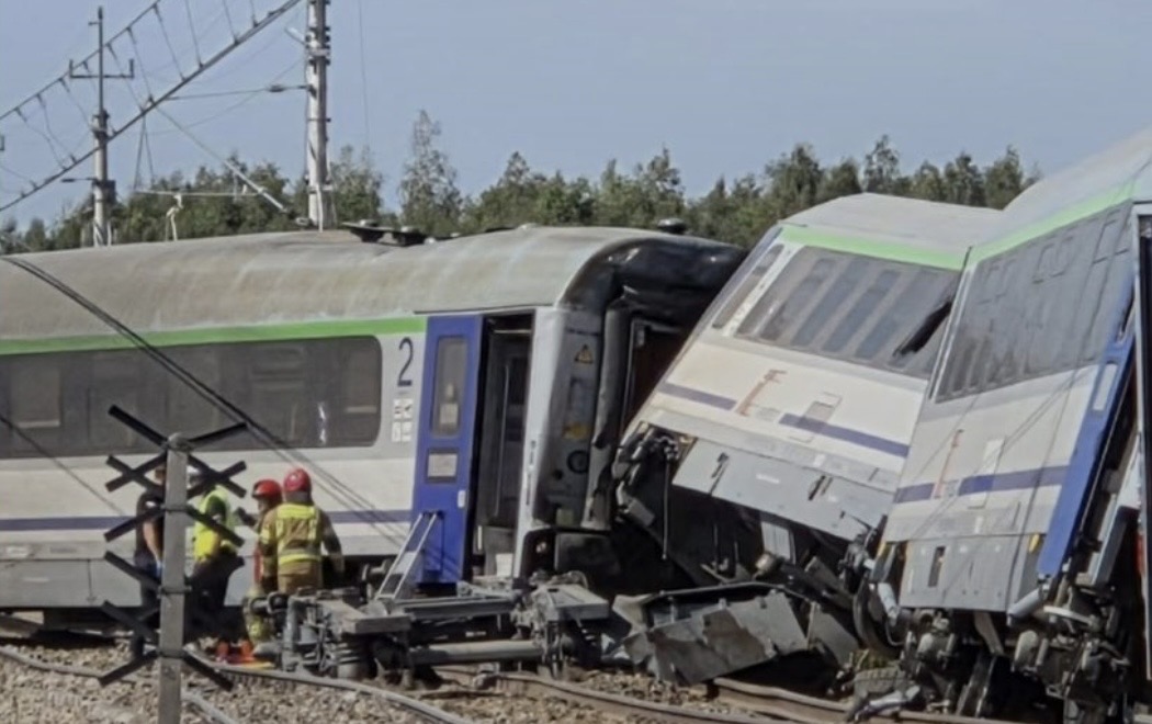 Tragiczny wypadek na Mazowszu, są pierwsze nagrania z miejsca dramatu. „Zaraz się wykoleimy”
