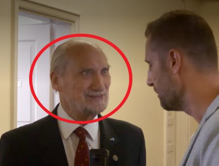 Kłeczek Macierewicz 
