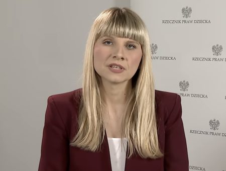 Dzieje się ws. Rzeczniczki Praw Dziecka. Jak się okazuje, wpłynęło zawiadomienie do prokuratury o podejrzeniu popełnianie przestępstwa przez Monikę Horną Cieślak. 