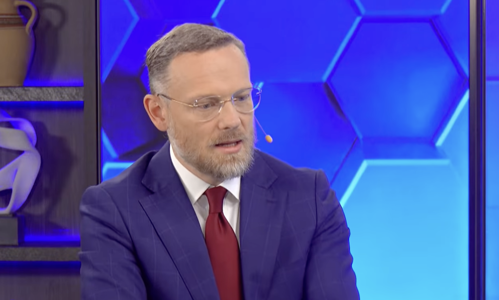 Sędzia TK napisał do Nawrockiego, TAK zareagował Bogucki. Ślubowania nie będzie? „Prezydent ma swoją…”