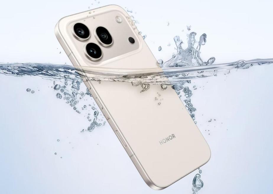 Telefon HONOR 600 Pro częściowo zanurzony w wodzie – odporność na zalanie