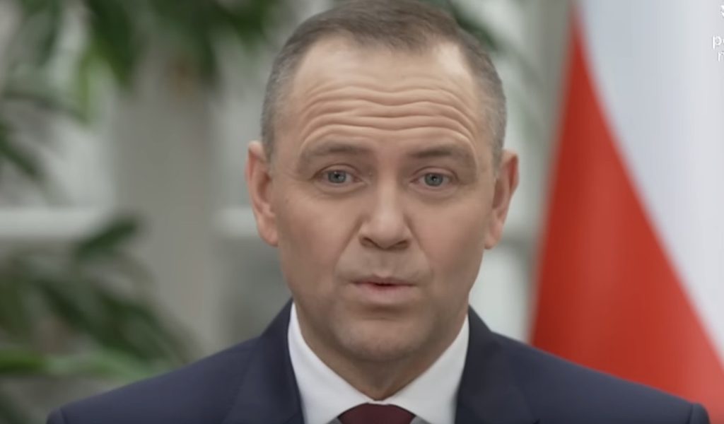 Czegoś takiego nigdy wcześniej nie było. Karol Nawrocki raz po raz dostaje zwrócone odznaczenia. I dotyczy to rozmaitych środowisk. Nie zgadniecie, ile już odznaczeń zwrócono prezydentowi!